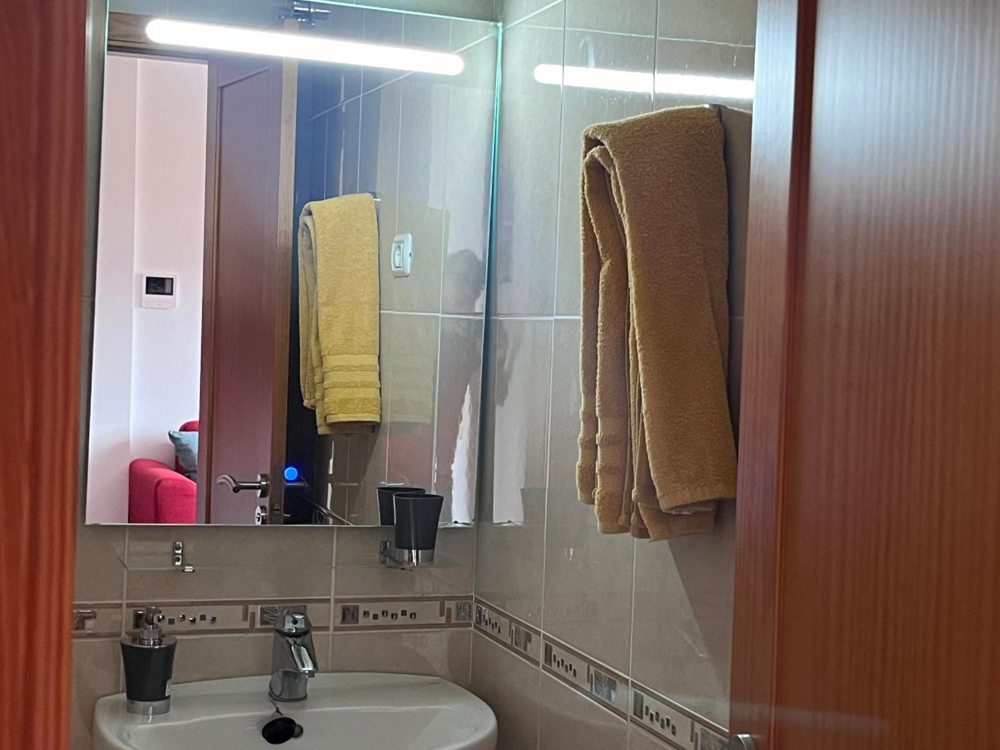 Sardina Melo Home Vecindario-Near Airport-Elevator-Garage מראה חיצוני תמונה